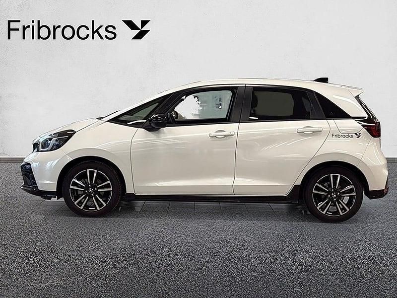 Begagnad Honda Jazz Sport 122 HK (89 kW) 2024 Vit Halvkombi