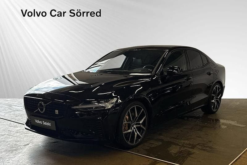 Svart Begagnad 2021 Volvo S60 Sedan | 449 900 kr (Marknadspris) - Bild 1/3