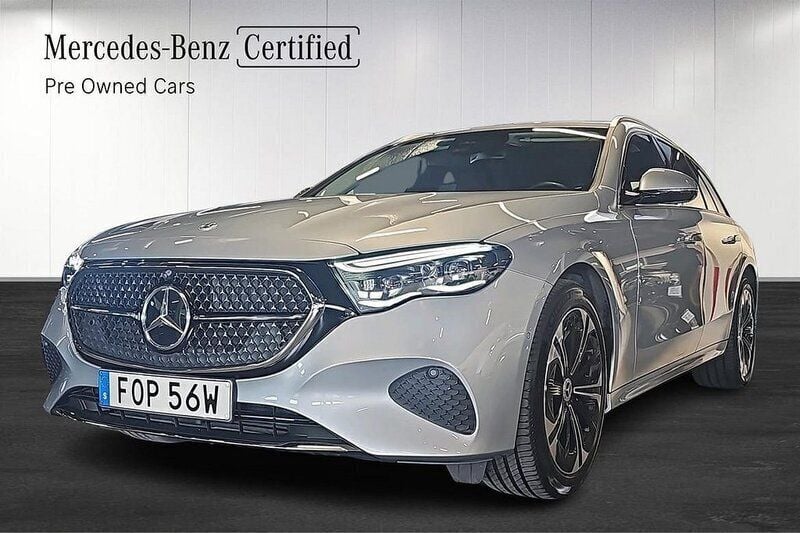 Silver Begagnad 2023 Mercedes E300 Kombi | 559 900 kr (Superpris) - Bild 1/4