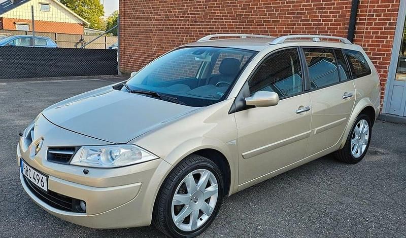 Ljusbrun Begagnad 2008 Renault Mégane GrandTour Kombi | 69 900 kr (Dyr) - Bild 1/4