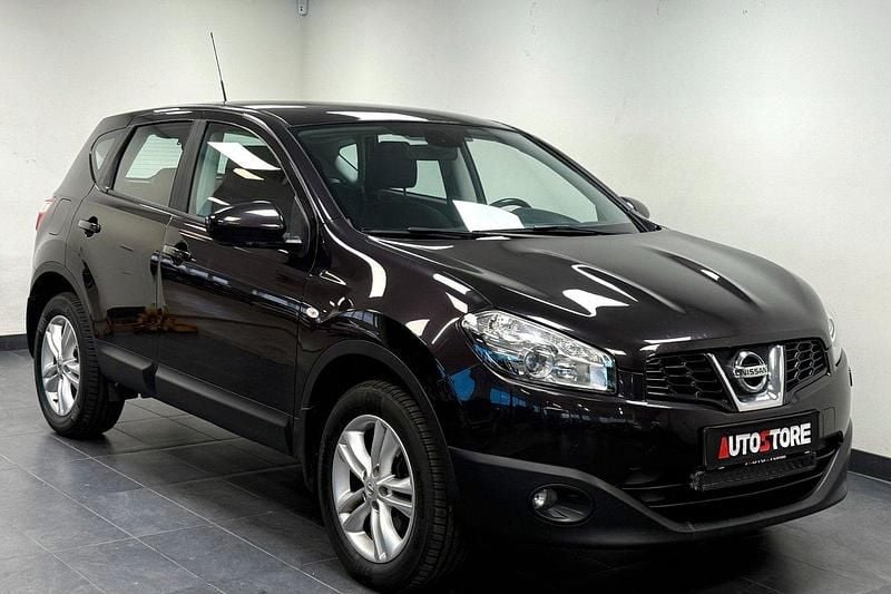Lila Begagnad 2011 Nissan Qashqai SUV | 69 900 kr (Bra pris) - Bild 1/4