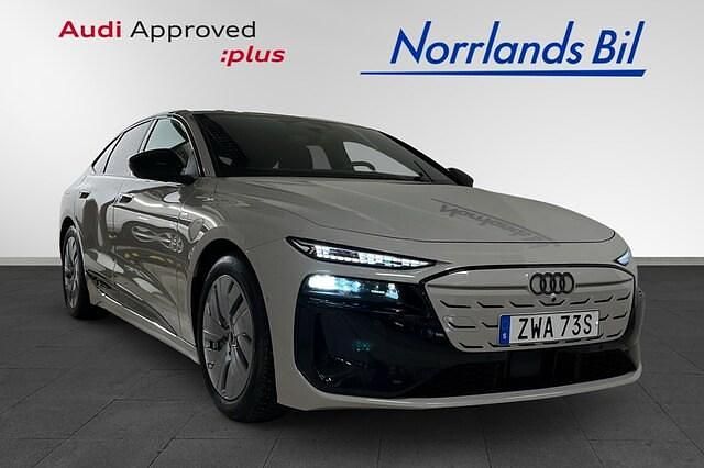 Begagnad Audi e-tron Sportback S-Line 314 kW (428 HK) 2025 Siambeige metallic SUV