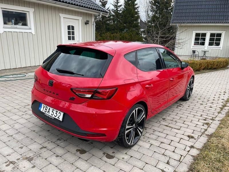 Begagnad Seat Leon CUPRA 290 HK (213 kW) 2016