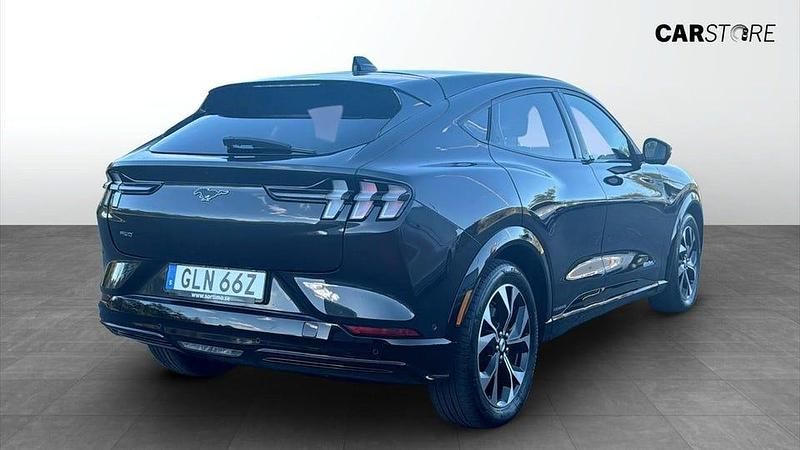 Begagnad Ford Mustang Mach-E 275 kW (375 HK) 2022 Grå (grey) SUV
