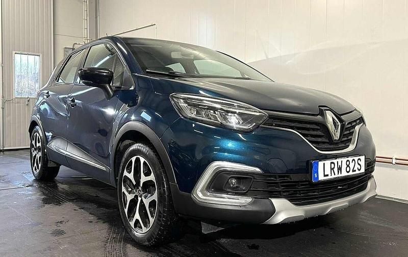 Mörkblå Begagnad 2019 Renault Captur SUV | 99 900 kr (Bra pris) - Bild 1/4