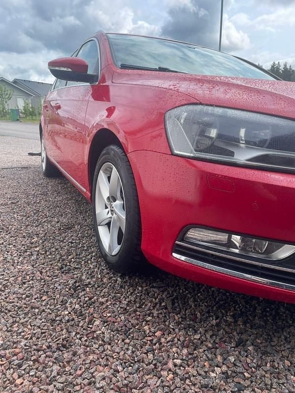 Begagnad 2012 VW Passat Kombi | 91 500 kr (Lite dyr) - Bild 1/4