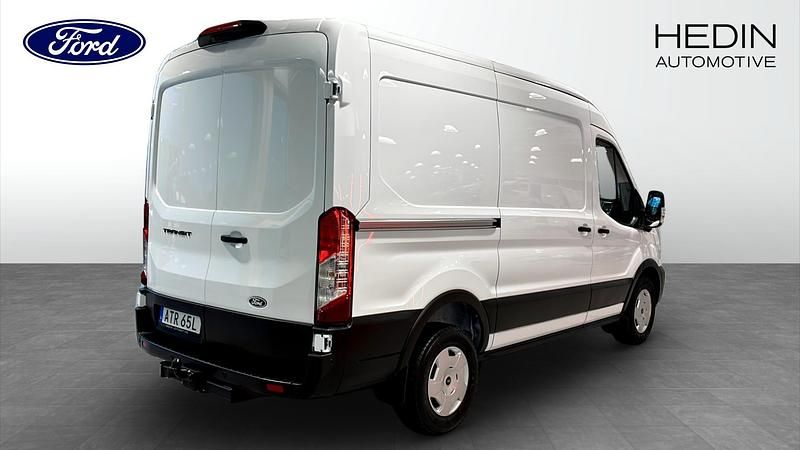 Ny Ford Transit 165 HK (121 kW) 2025 Vit Pickup
