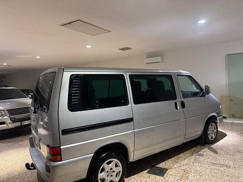Begagnad VW Multivan 116 HK (85 kW) 2002 Silver Van