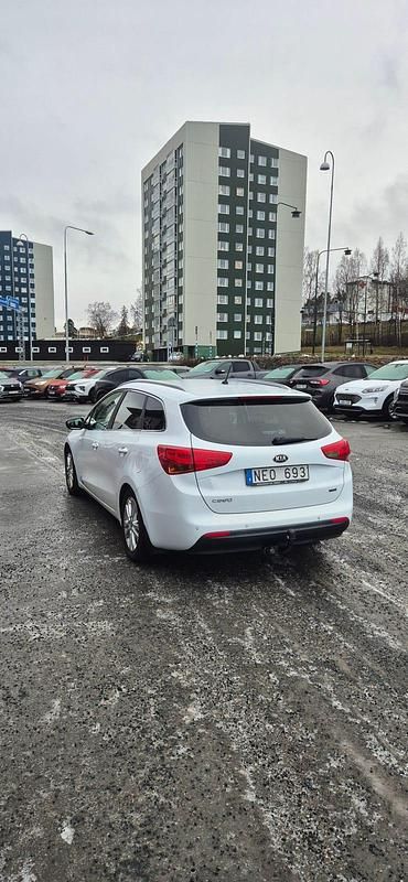 Begagnad Kia Ceed Sportswagon 128 HK (94 kW) 2013 Kombi