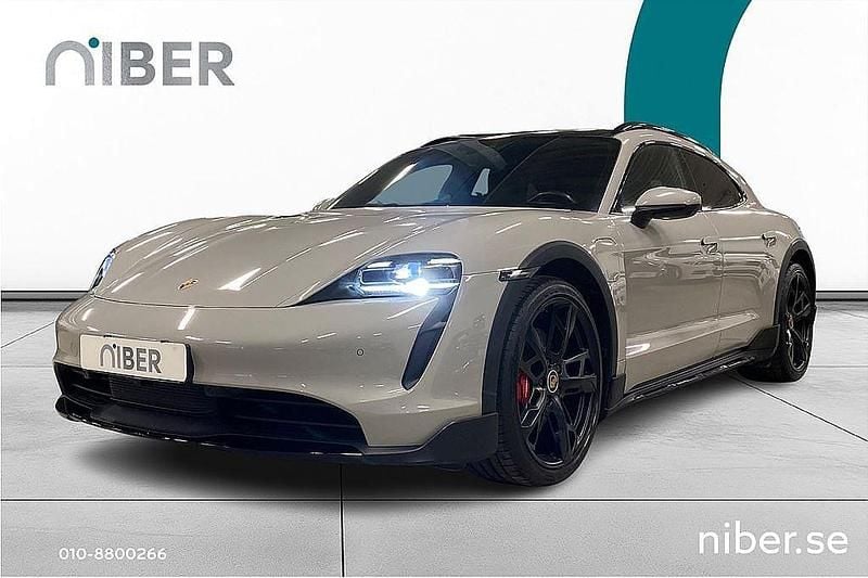 Ljusgrå Begagnad 2021 Porsche Taycan Cross Turismo Kombi | 749 900 kr - Bild 1/4