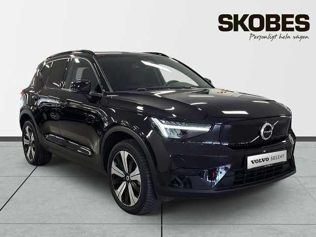 Svart Begagnad 2023 Volvo XC40 Single Motor SUV | 339 600 kr (Marknadspris) - Bild 1/4