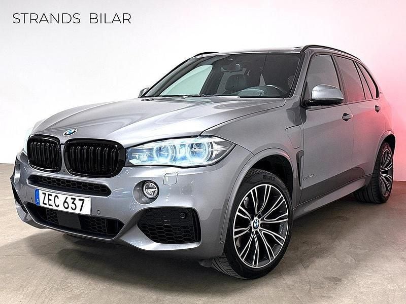 Grå Begagnad 2017 BMW X5 M Sport SUV | 309 000 kr (Marknadspris) - Bild 1/4