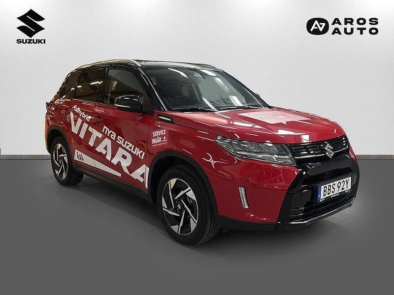 Begagnad Suzuki Vitara 116 HK (85 kW) 2024 Röd SUV