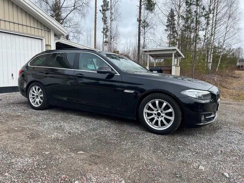 Begagnad 2016 BMW 520 Kombi | 160 000 kr (Bra pris) - Bild 1/4