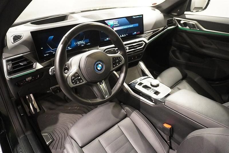 Begagnad BMW i4 M Sport 250 kW (340 HK) 2023 Grön Sedan