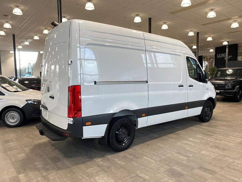 Begagnad Mercedes E-Sprinter 11 kW (15 HK) 2024 Vit Van