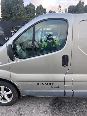 Begagnad Renault Trafic 114 HK (83 kW) 2007 Minibuss