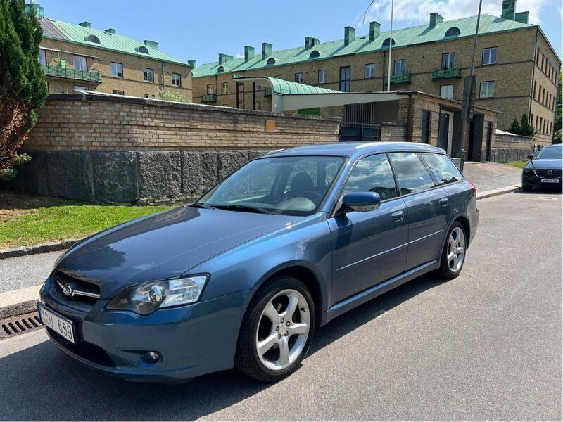 Blå Begagnad 2006 Subaru Legacy Kombi | 29 000 kr (Bra pris) - Bild 1/4