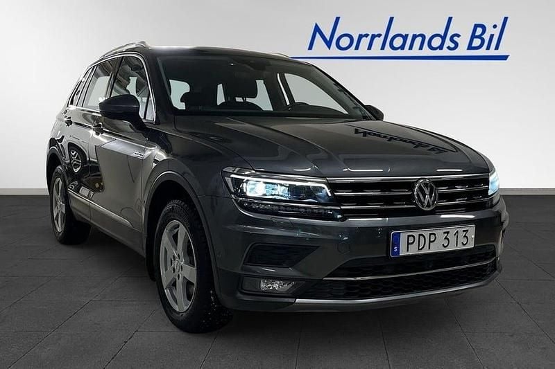 Indium grey metallic Begagnad 2018 VW Tiguan SUV | 209 000 kr (Bra pris) - Bild 1/4