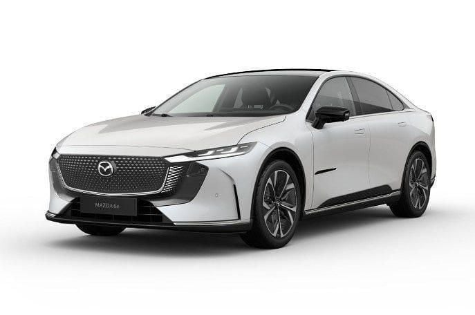 Vit Ny 2025 Mazda 6e Takumi-Line Halvkombi | 449 500 kr - Bild 1/4