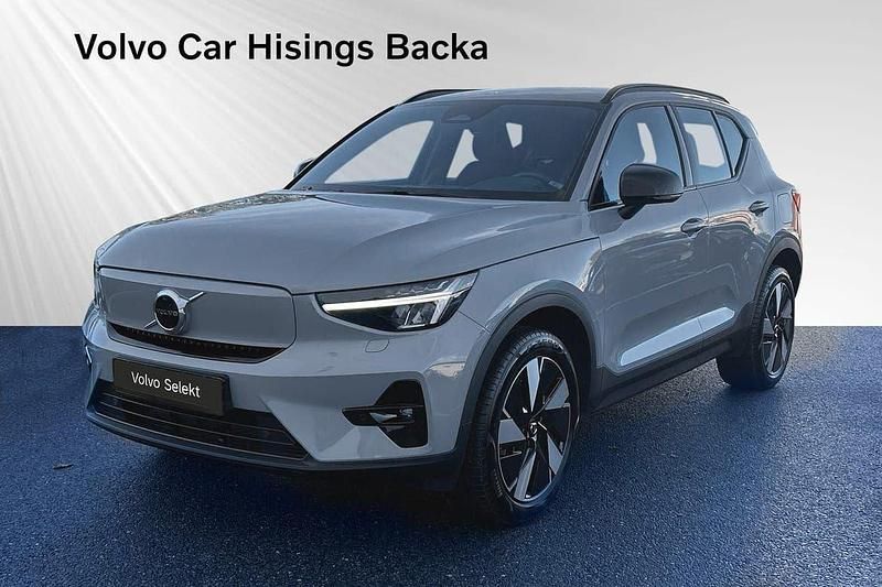 Grå Begagnad 2024 Volvo EX40 Plus SUV | 483 900 kr (Marknadspris) - Bild 1/2