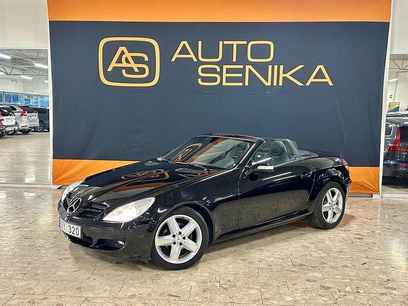 Svart Begagnad 2005 Mercedes SLK200 Cab | 139 900 kr (Lite dyr) - Bild 1/4