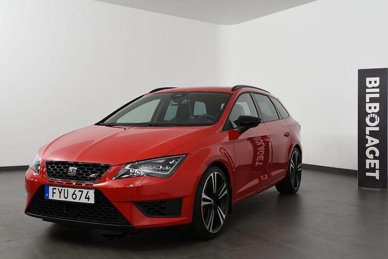 Röd Begagnad 2015 Seat Leon CUPRA Kombi | 239 800 kr - Bild 1/4