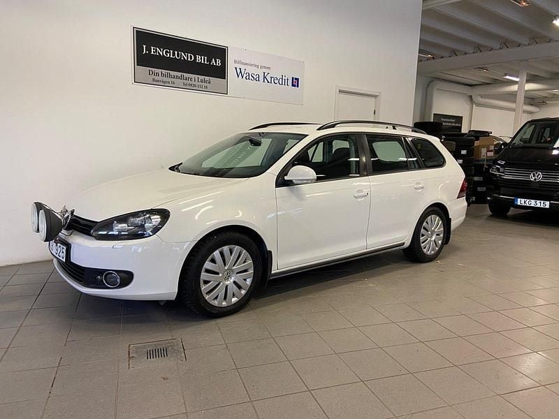 Vit Begagnad 2011 VW Golf Kombi | 79 900 kr (Lite dyr) - Bild 1/4