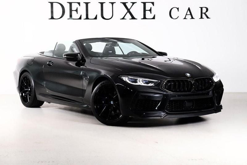 Svart Begagnad 2022 BMW M8 Competition Edition Sportkupé | 1 599 000 kr - Bild 1/4