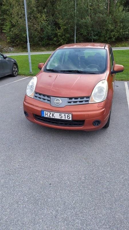 Orange Begagnad 2008 Nissan Note Minibuss | 19 000 kr (Marknadspris) - Bild 1/4