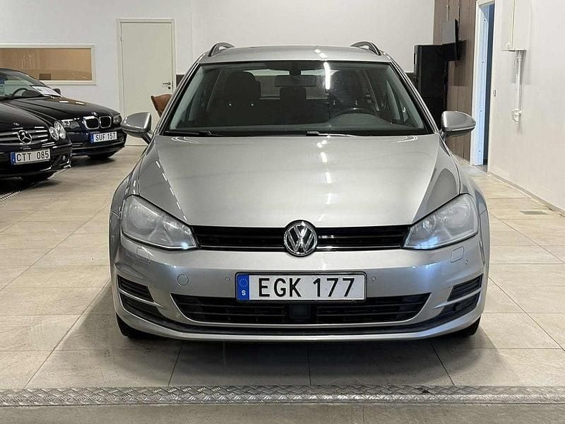 Begagnad VW Golf VII 122 HK (89 kW) 2014 Silver Kombi