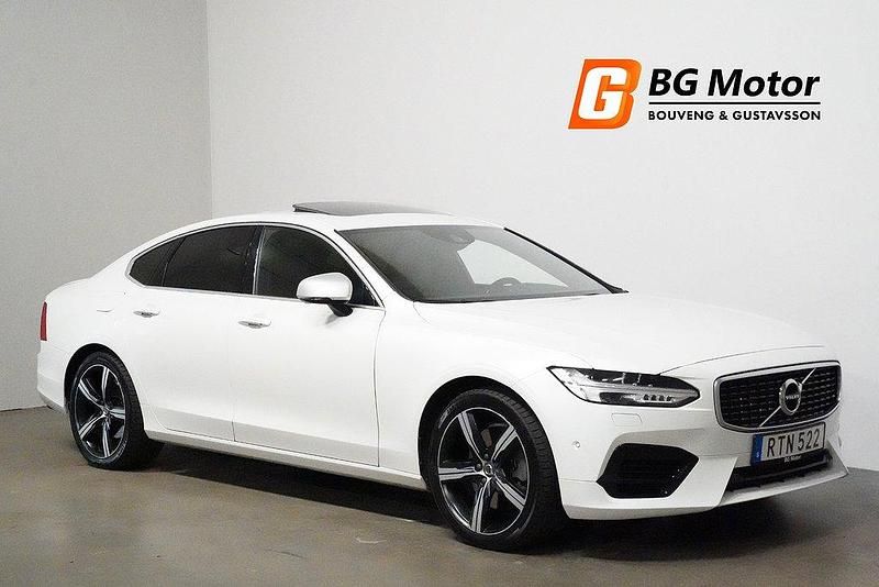 Vit Begagnad 2017 Volvo S90 R-Design Sedan | 309 600 kr - Bild 1/4