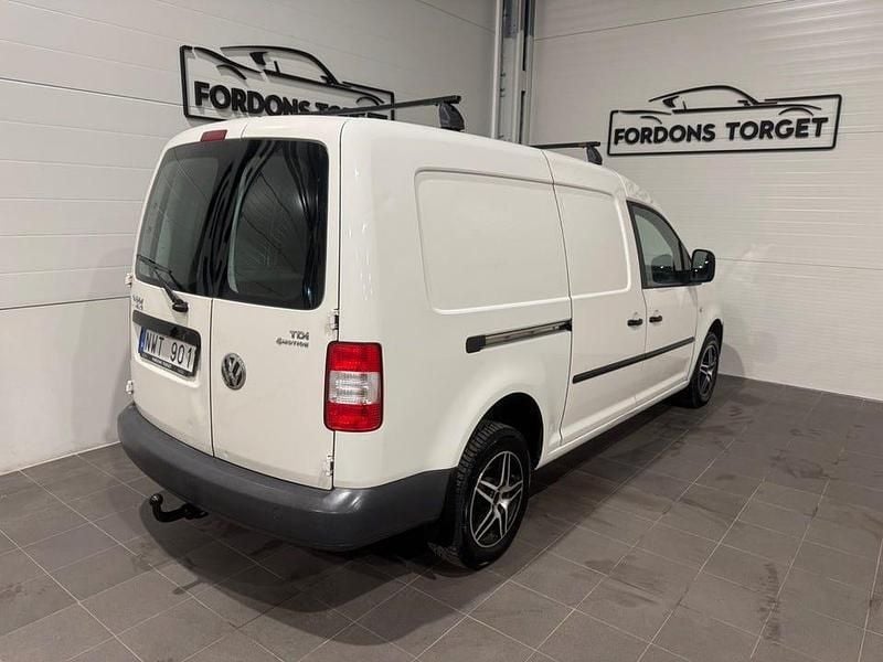 Begagnad VW Caddy Maxi 105 HK (77 kW) 2010 Vit Minibuss