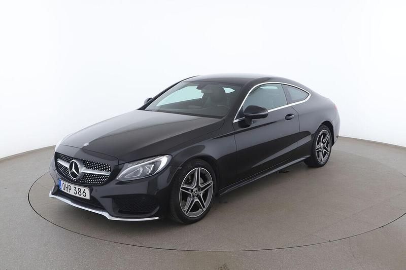 Svart Begagnad 2016 Mercedes C200 AMG line Sportkupé | 211 000 kr (Marknadspris) - Bild 1/3