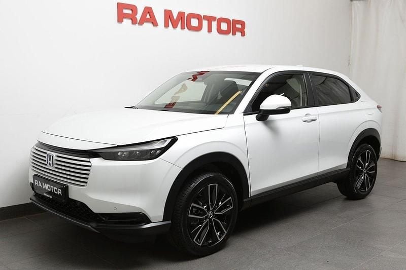 Ny 2025 Honda HR-V Elegance SUV | 339 900 kr (Marknadspris) - Bild 1/4