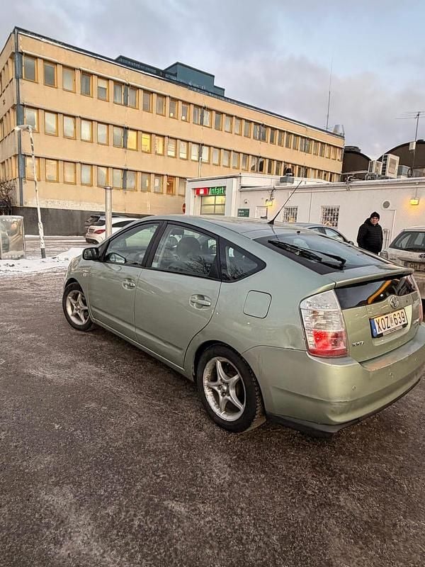 Begagnad Toyota Prius 112 HK (82 kW) 2006 Halvkombi