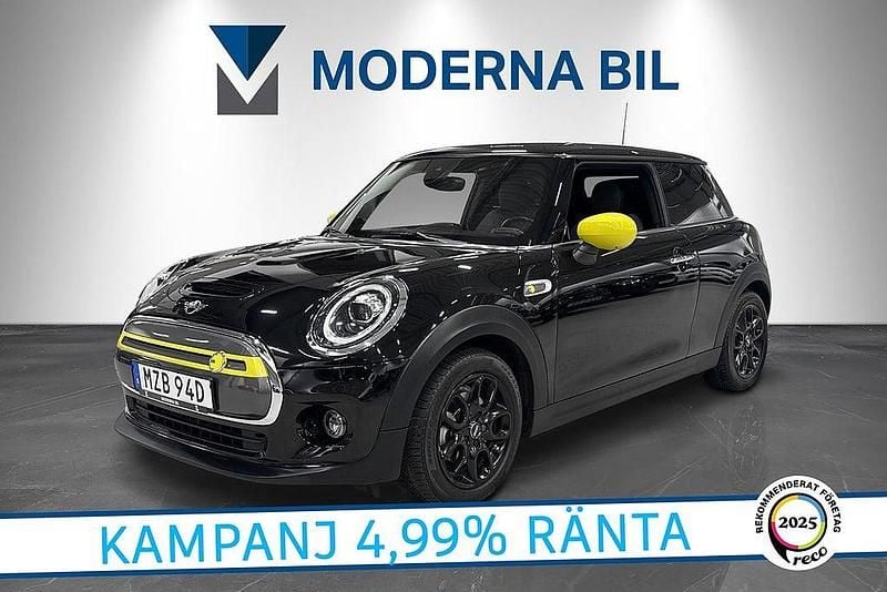 Svart Begagnad 2020 Mini Cooper SE Halvkombi | 174 900 kr (Marknadspris) - Bild 1/4