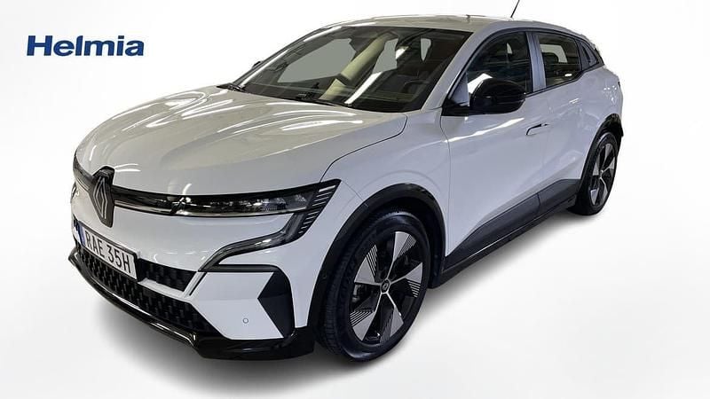 Vit Begagnad 2022 Renault Mégane Equilibre Halvkombi | 269 900 kr (Bra pris) - Bild 1/4