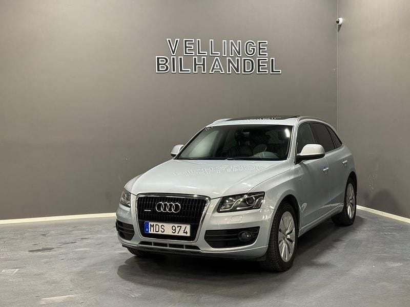 Silver Begagnad 2011 Audi Q5 Design SUV | 139 900 kr - Bild 1/4
