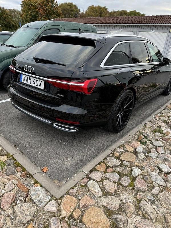 Svart Begagnad 2020 Audi A6 Kombi | 290 000 kr (Marknadspris) - Bild 1/4