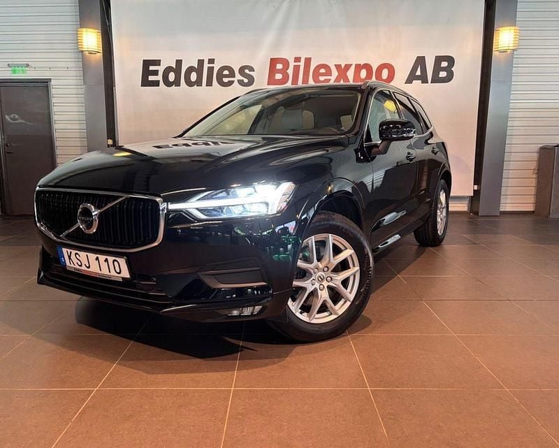 Svart Begagnad 2018 Volvo XC60 Momentum SUV | 299 900 kr (Marknadspris) - Bild 1/4