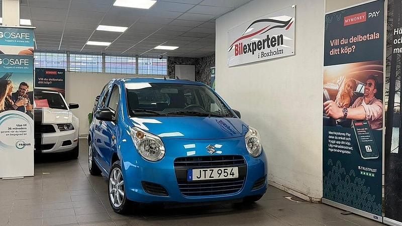 Begagnad Suzuki Alto 68 HK (50 kW) 2009 Blå Halvkombi