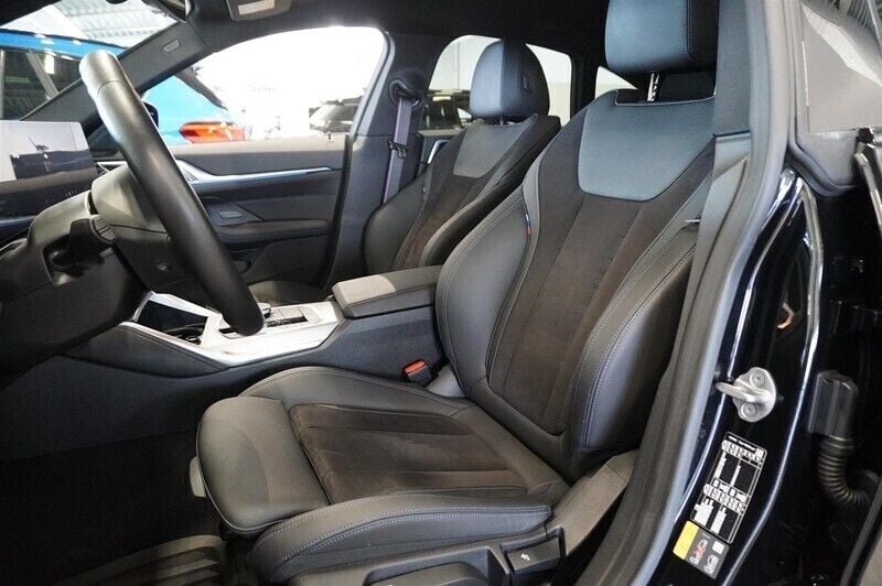 Begagnad BMW i4 M Sport 250 kW (340 HK) 2023 Svart Sedan