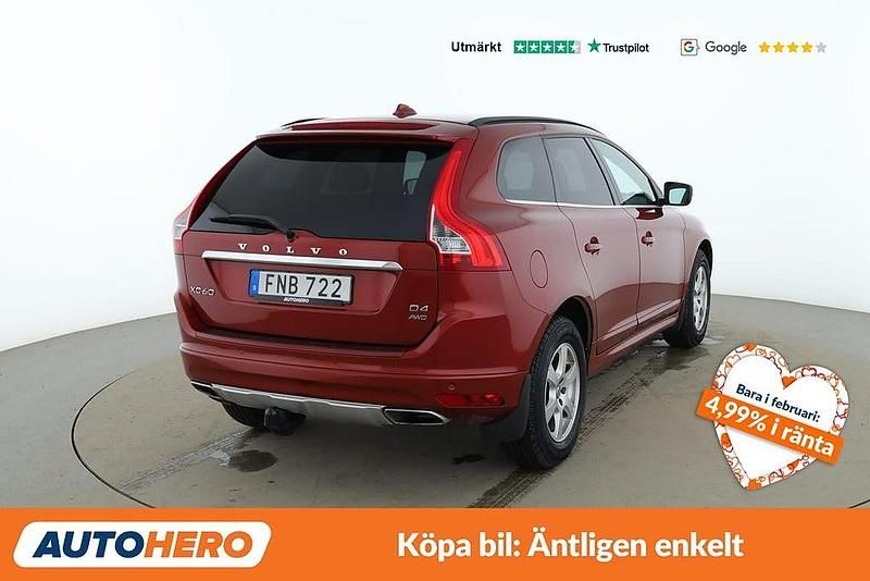 Begagnad Volvo XC60 Momentum 181 HK (133 kW) 2014 Röd SUV