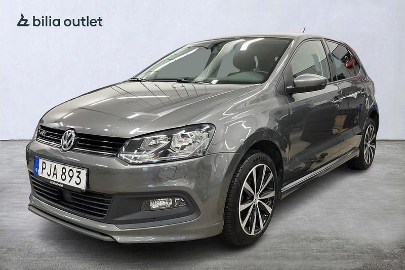 Mörkgrå Begagnad 2017 VW Polo R-line Halvkombi | 119 900 kr (Marknadspris) - Bild 1/4