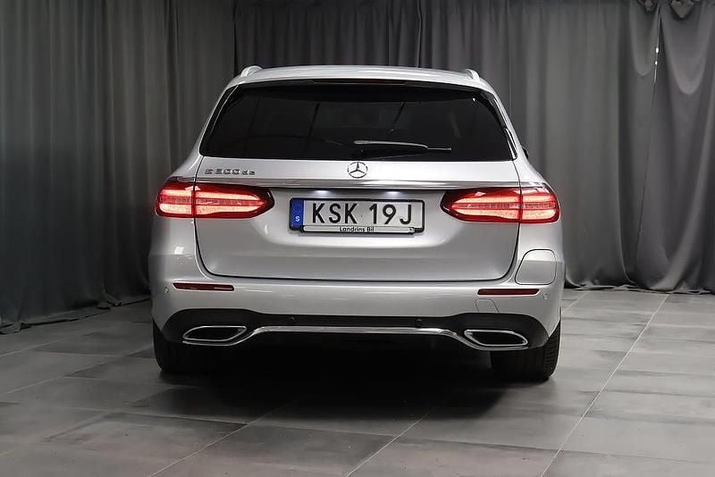 Begagnad Mercedes E300 AMG line 194 HK (142 kW) 2020 Silver Kombi