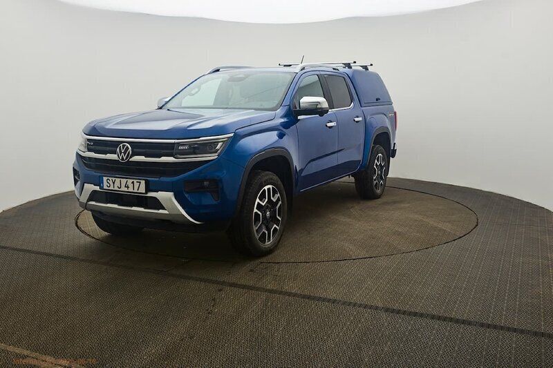 Mörkblå (blå) Begagnad 2023 VW Amarok Style Pickup | 625 000 kr (Superpris) - Bild 1/4