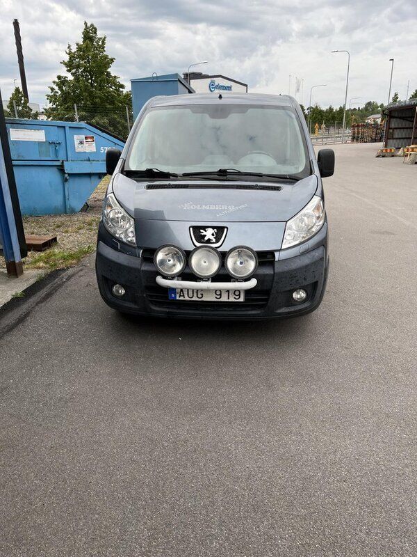 Grå Begagnad 2008 Peugeot Expert Van | 40 000 kr (Marknadspris) - Bild 1/3