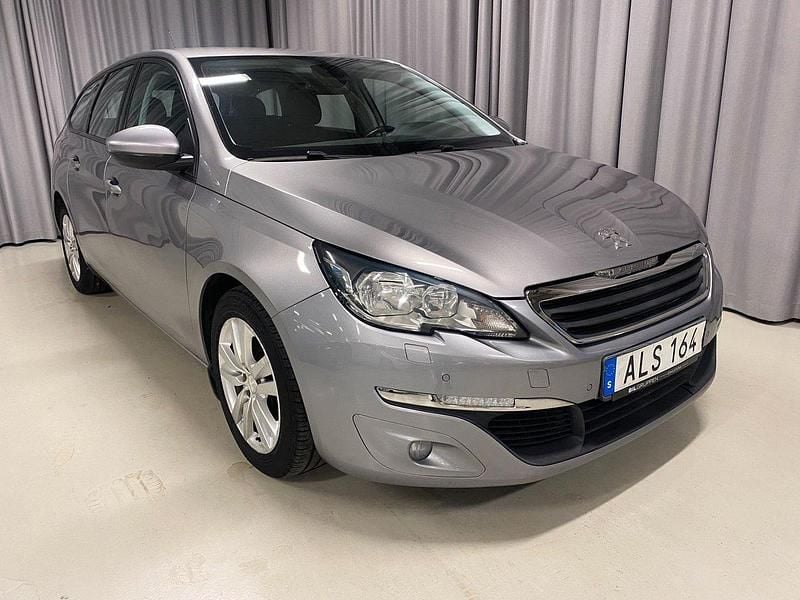 Grå Begagnad 2014 Peugeot 308 Active Kombi | 89 900 kr (Marknadspris) - Bild 1/3