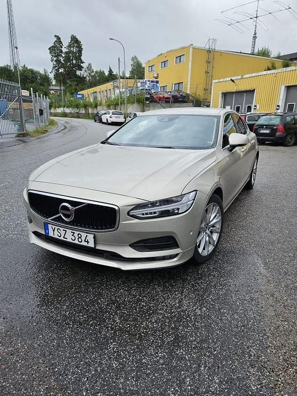 Begagnad 2018 Volvo S90 Sedan | 227 000 kr (Marknadspris) - Bild 1/4